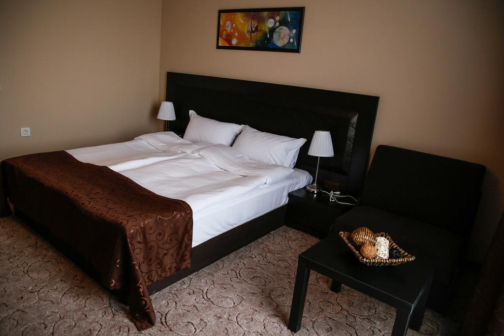 Einstein House & Spa Marchevo Extérieur photo